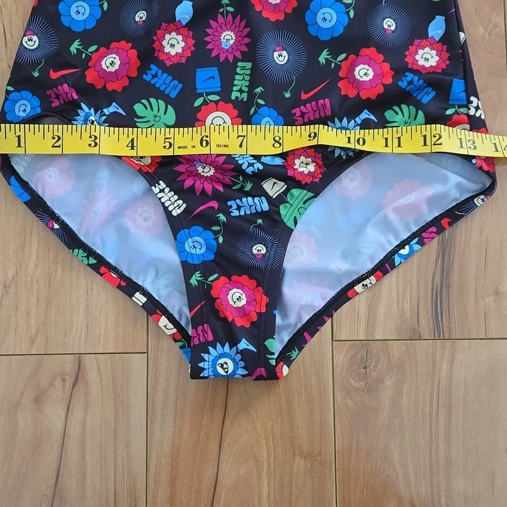 Nike Swim Garden Party Big Kids size LARGE